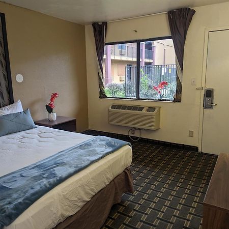 Southern Comfort Hotel ทัลซา ภายนอก รูปภาพ